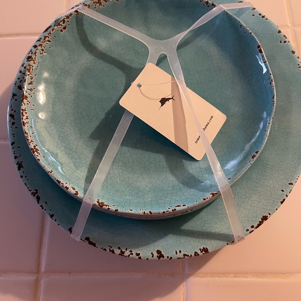 Tommy Bahama melamine dinnerware